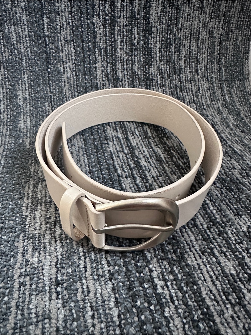 Levi's Off-White Cream Genuine Leather Belt Size XL (Flaw)